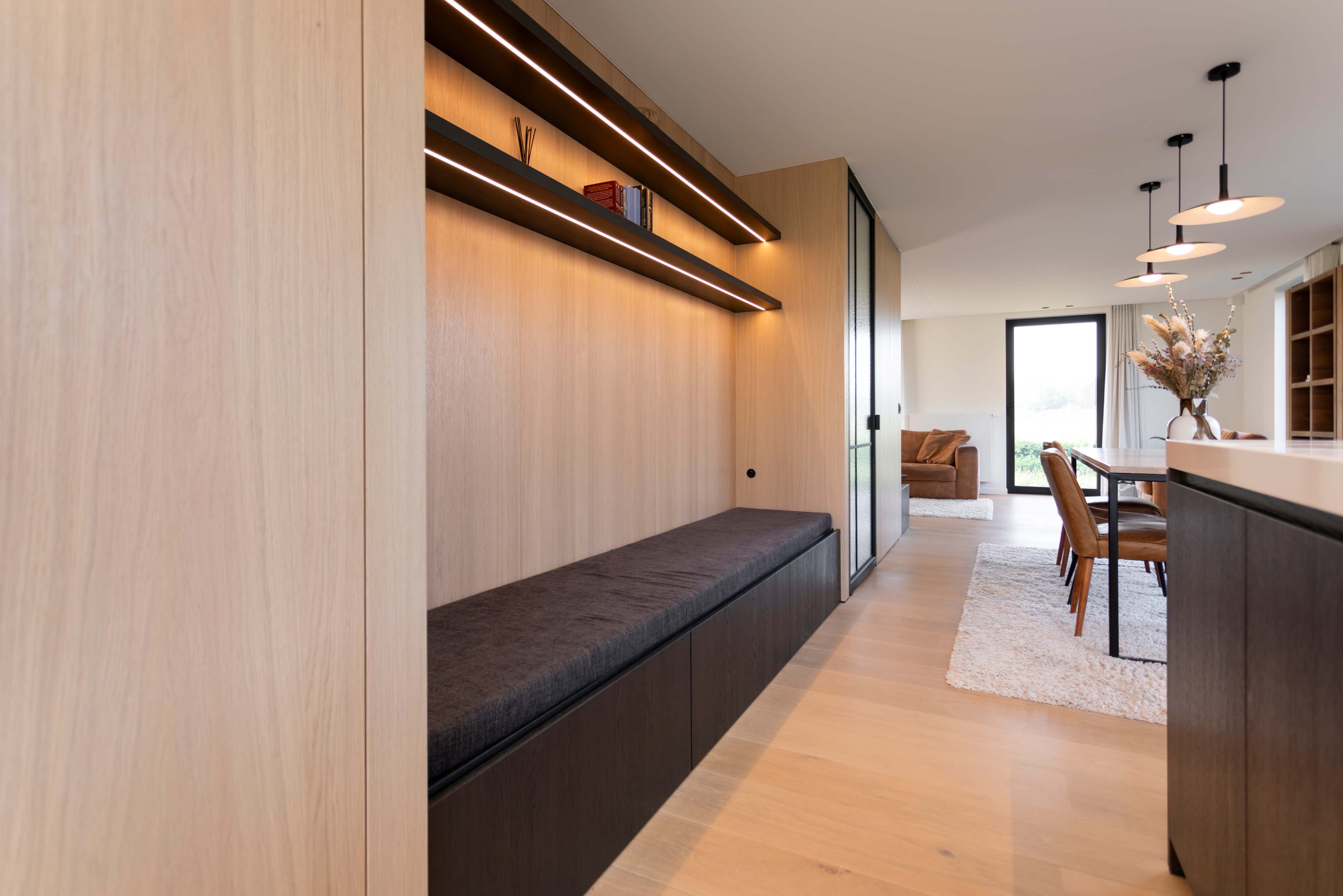 Elegante woning met uitbouw in Deerlijk